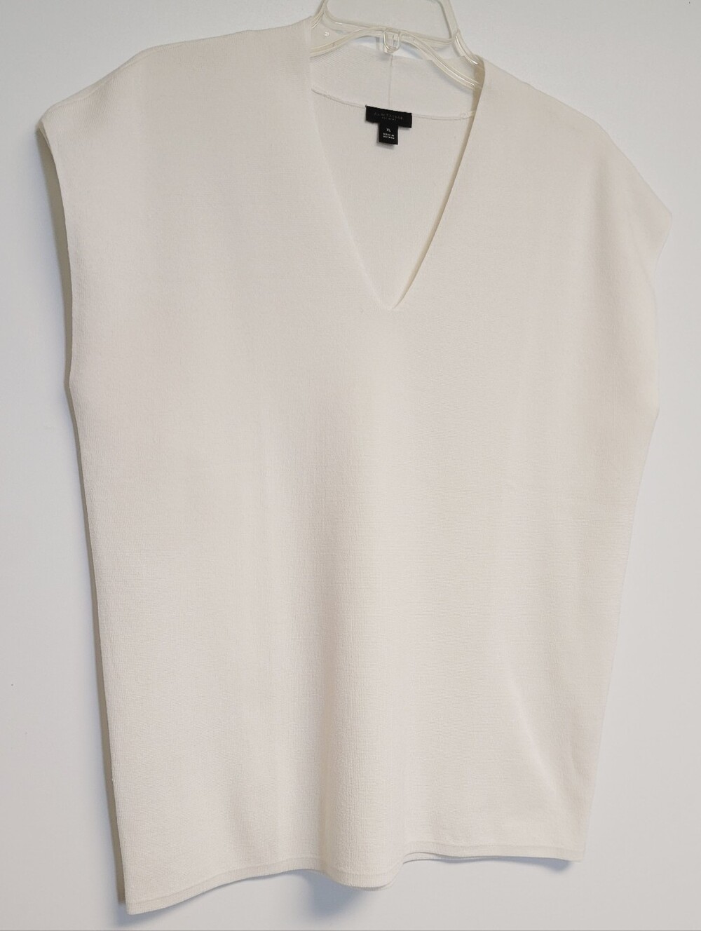Ann Taylor Ivory V-Neck Sleeveless Knit Tank XL - Picture 5 of 7